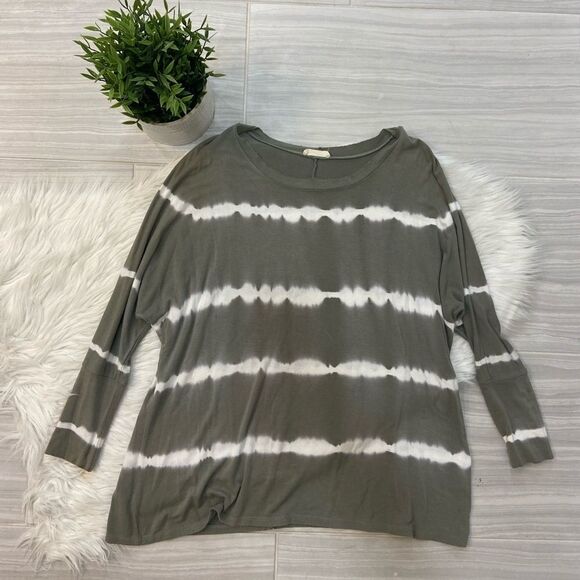 Stevie Hender Tie Dye Oversized Top - Picture 1 of 6